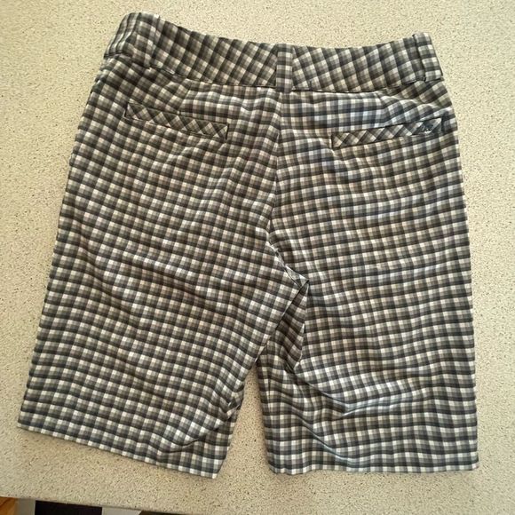 🌟HOST PIC🌟 Nike golf dri-fit shorts - Picture 2 of 7